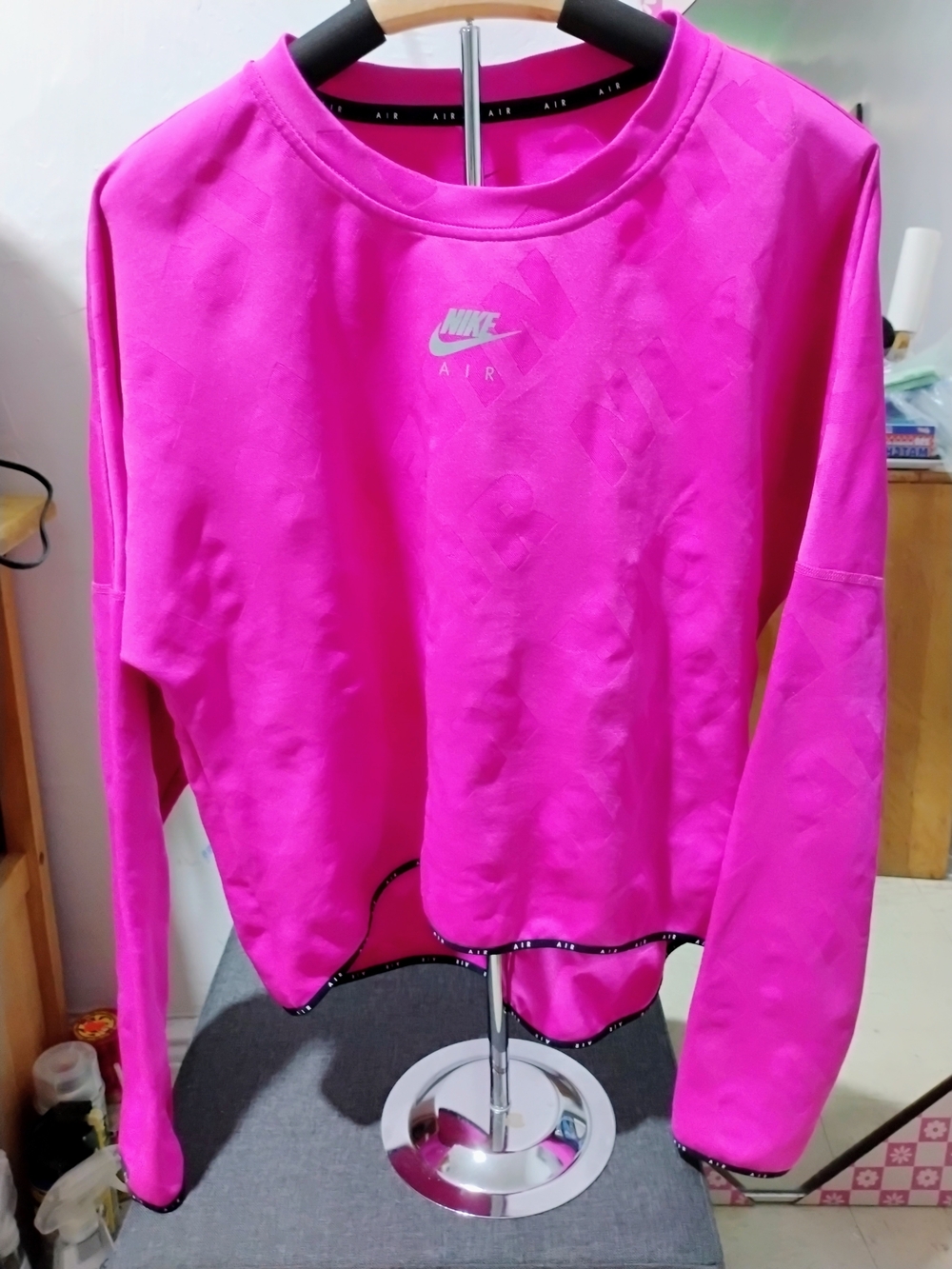 Nike Air Women's Crewneck Running Top- Pink Size: Large NWOT